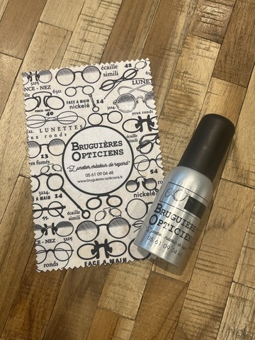 Nettoyant rechargeable - Opticien Bruguières